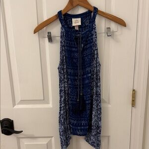 Knox Rose Navy and White Patterned Top